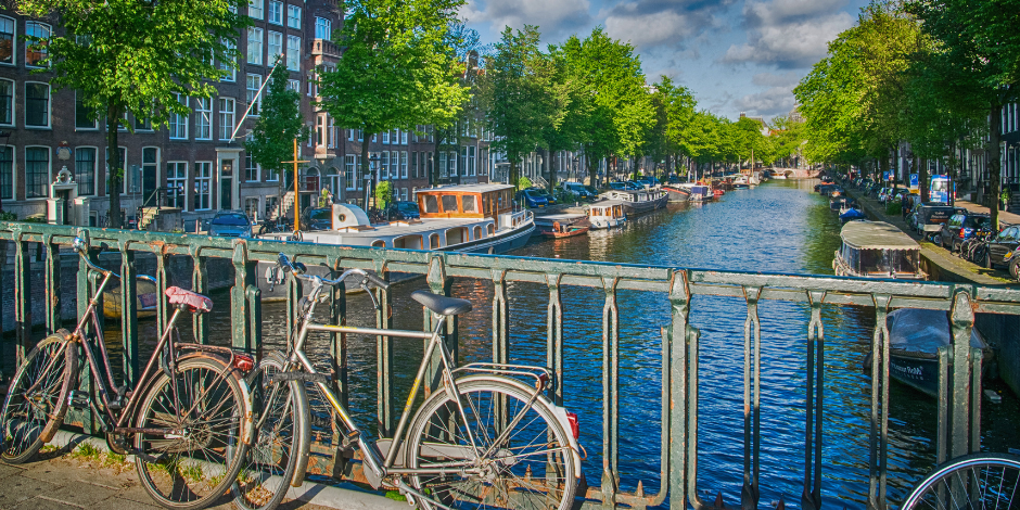 Why Does Everyone in the Netherlands Use Bicycles So Much?